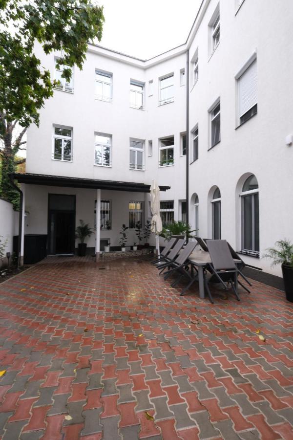Lux Apartments Prestige เวียนนา ภายนอก รูปภาพ