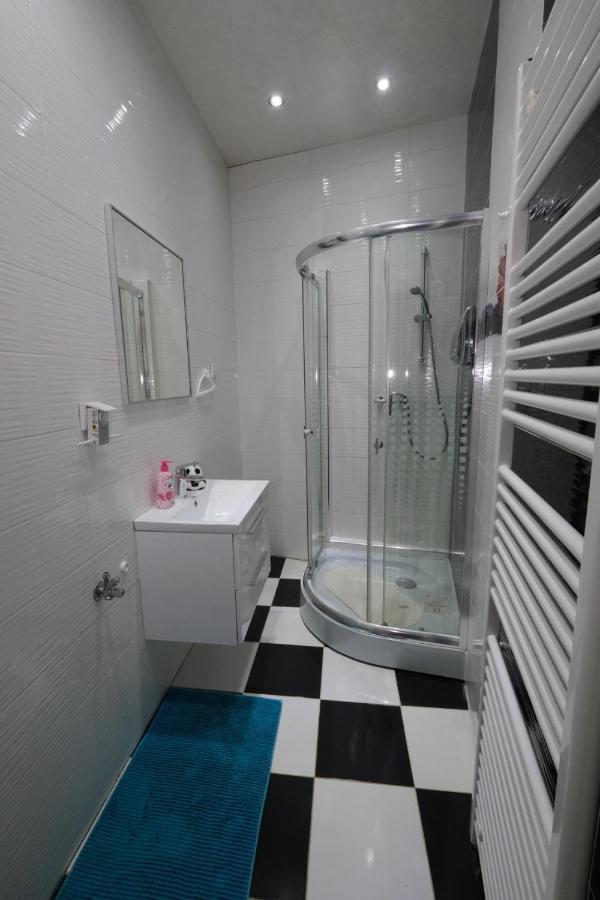 Lux Apartments Prestige เวียนนา ภายนอก รูปภาพ